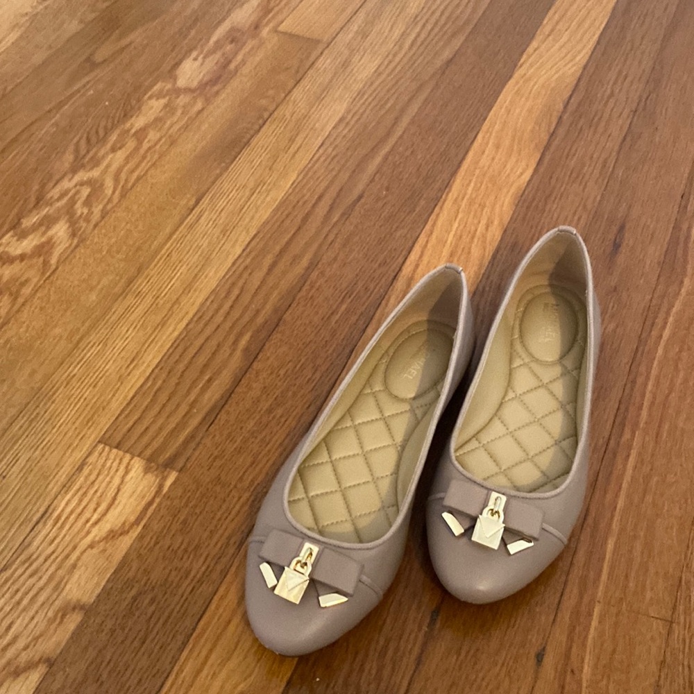 Michael Kors Flat shoes